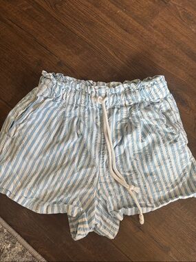 Wild Fable size small Light Blue & White Striped Women's Drawstring Shorts